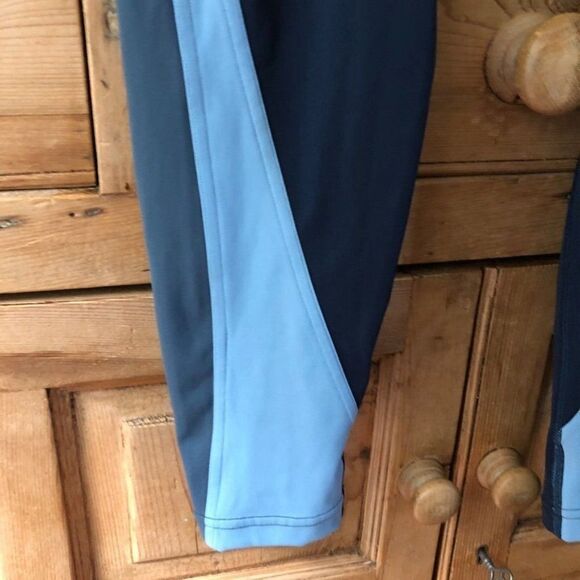 Lululemon 10 Get Going Train Tight 28" True Navy / Cascade Blue Striped Leggings - Picture 2 of 8